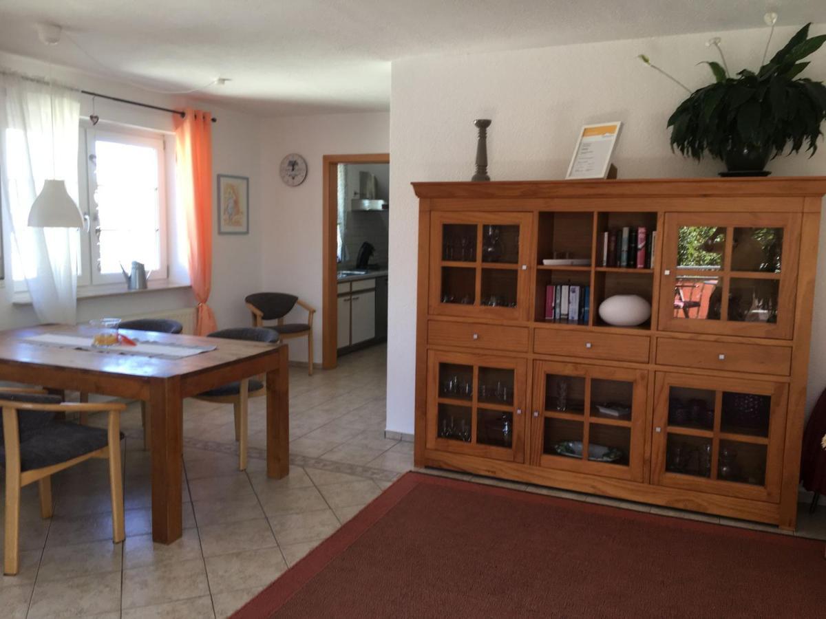 Ferienwohnung Haus Albsicht Мессінген Екстер'єр фото