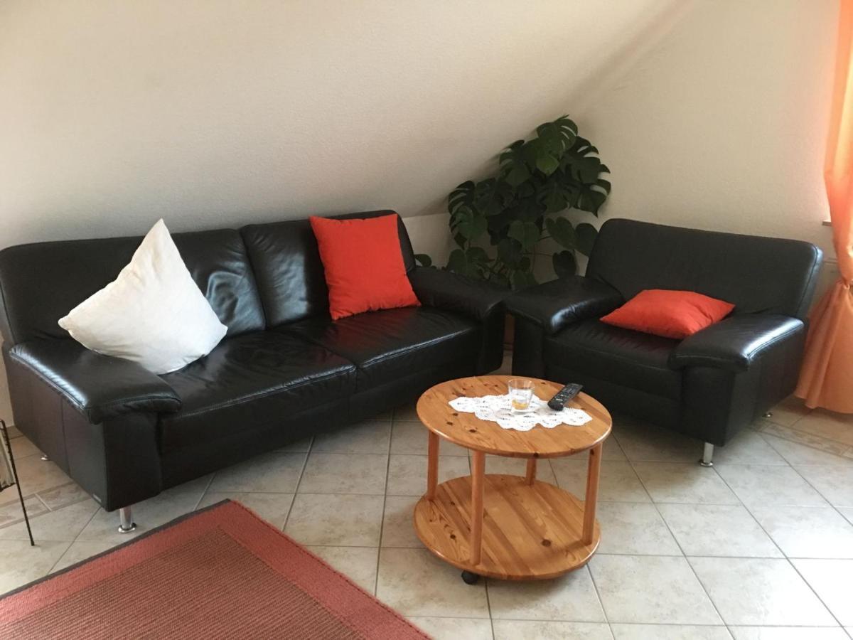 Ferienwohnung Haus Albsicht Мессінген Екстер'єр фото