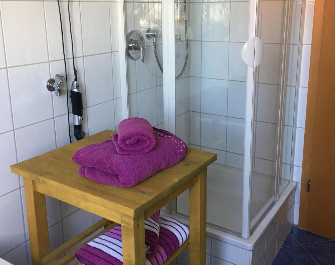 Ferienwohnung Haus Albsicht Мессінген Екстер'єр фото